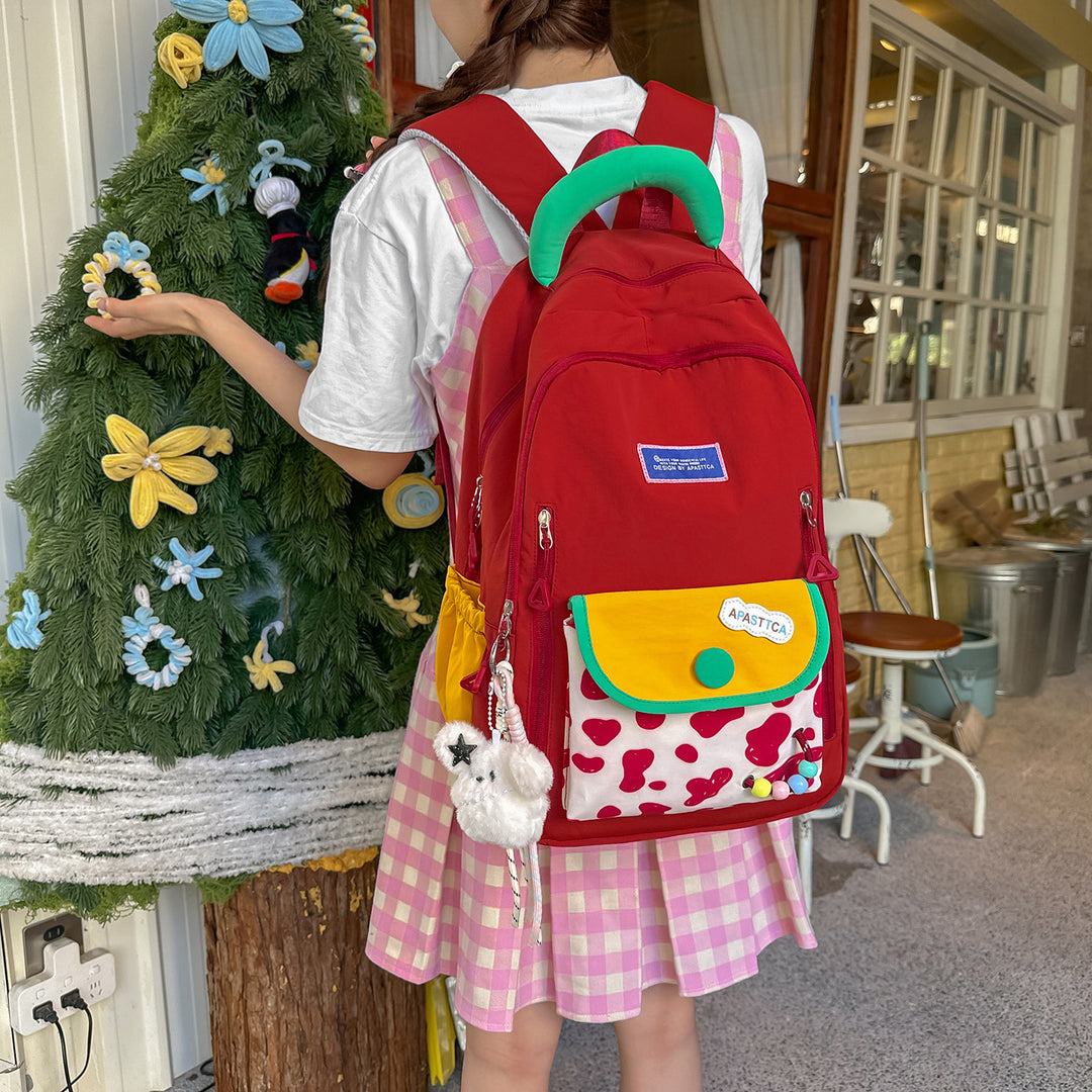 Stilvoller Multi-Taschen-Rucksack mit lustigen Akzenten Karnz
