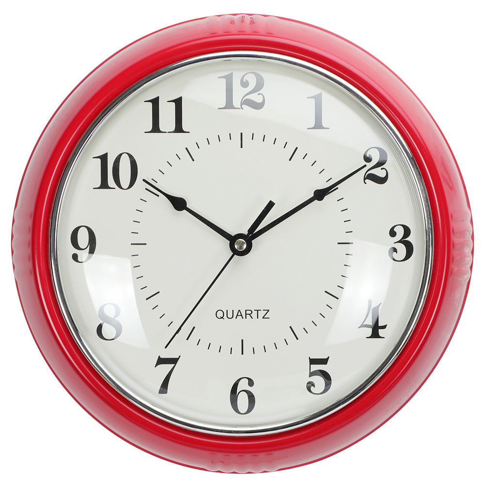 Wanduhr im eleganten Minimalismus Karnz