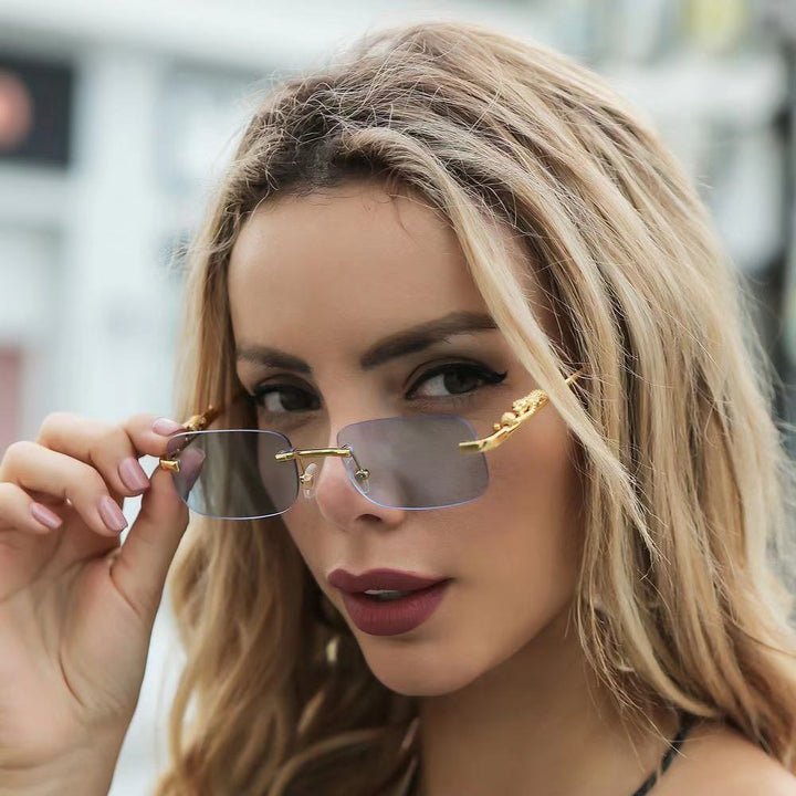 Damen modische Sonnenbrille mit kunstvollen Verzierungen Karnz