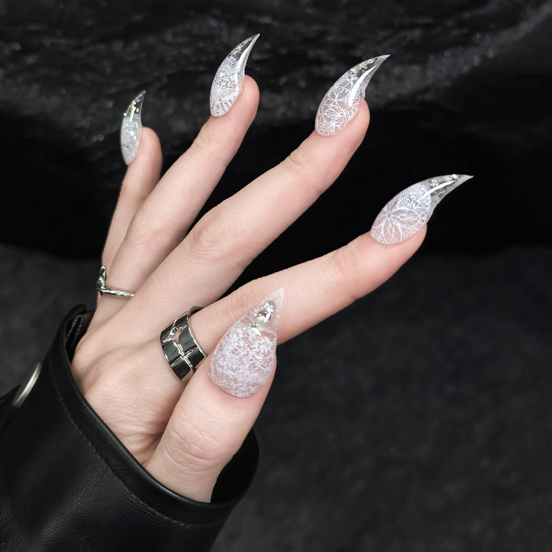 Stiletto Press-On Nagelverstärkungen mit Edelsteinakzenten