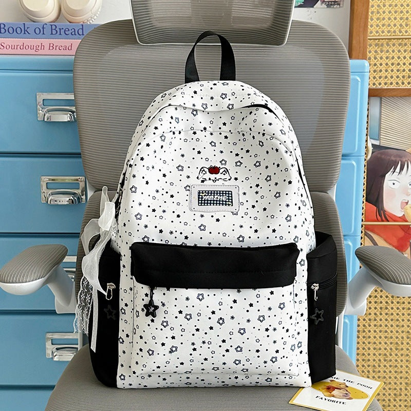 Süßer mit Blumen verzierter Rucksack Karnz