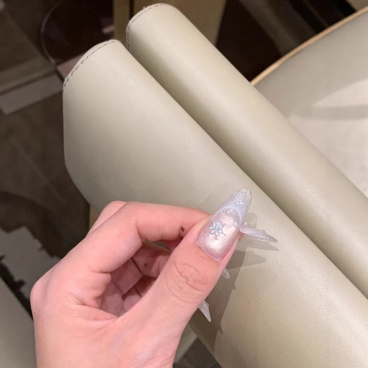 Dekorative Press-On Nagelverzierungen