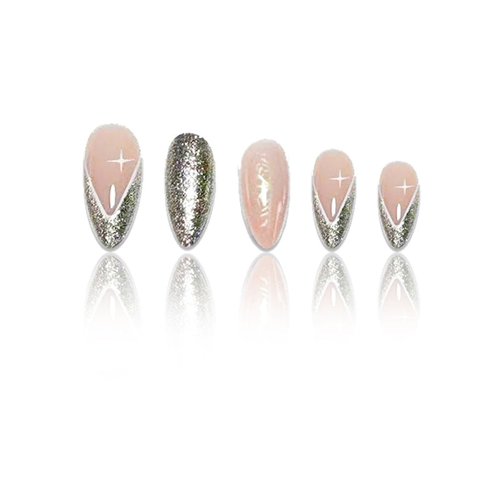 Elegante Stiletto Glitzer Nagelverlängerungen Karnz