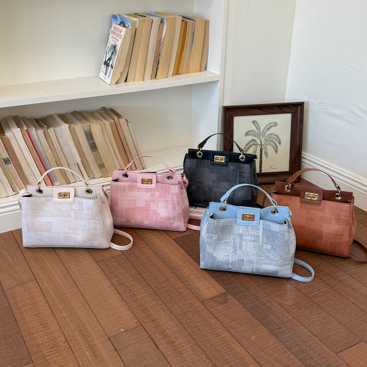 Strukturierte Handtasche