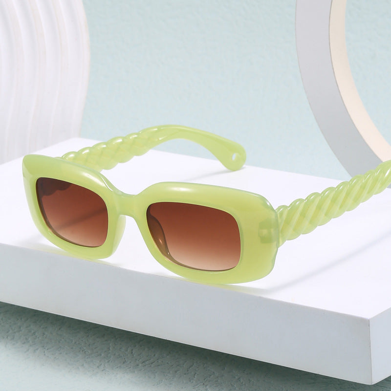 Damen modische quadratische Sonnenbrille mit einzigartigem gedrehten Bügeldesign Karnz