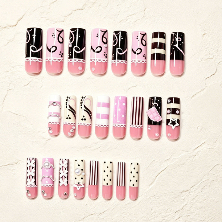 Elegante Künstlerische Nagelüberzüge Karnz