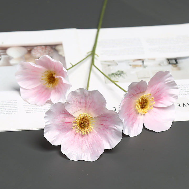 Realistische Seidenblumenstängel