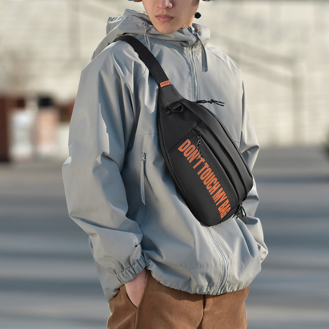 Stylische Statement Bauchtasche Karnz