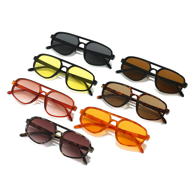 Damen modische Sonnenbrille mit breitem Gestell und UV-Schutz Karnz