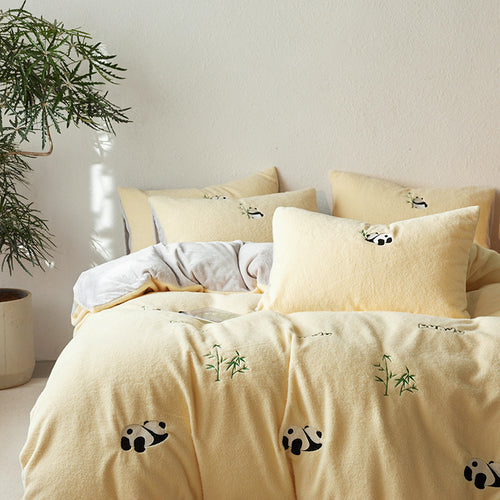 Bettwäsche-Set mit gesticktem Panda- und Bambusmotiv
