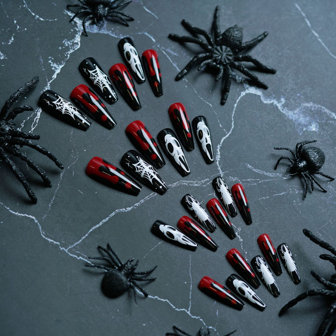 Gothic-Themen Press-On Nagelkunst Set Karnz
