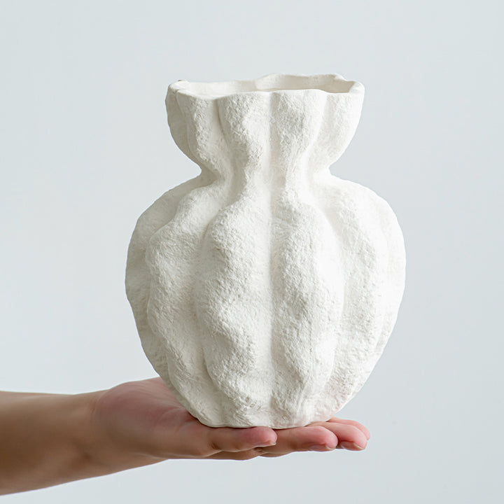 Elegante und moderne Blumenvase Karnz