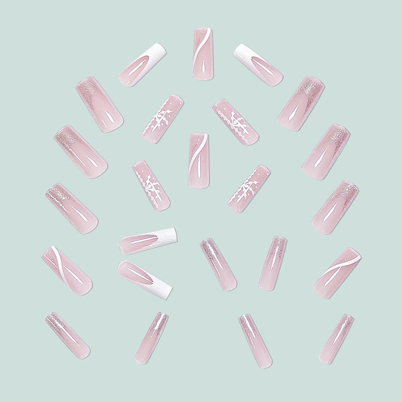 Elegante und kreative Nagelspitzen Karnz