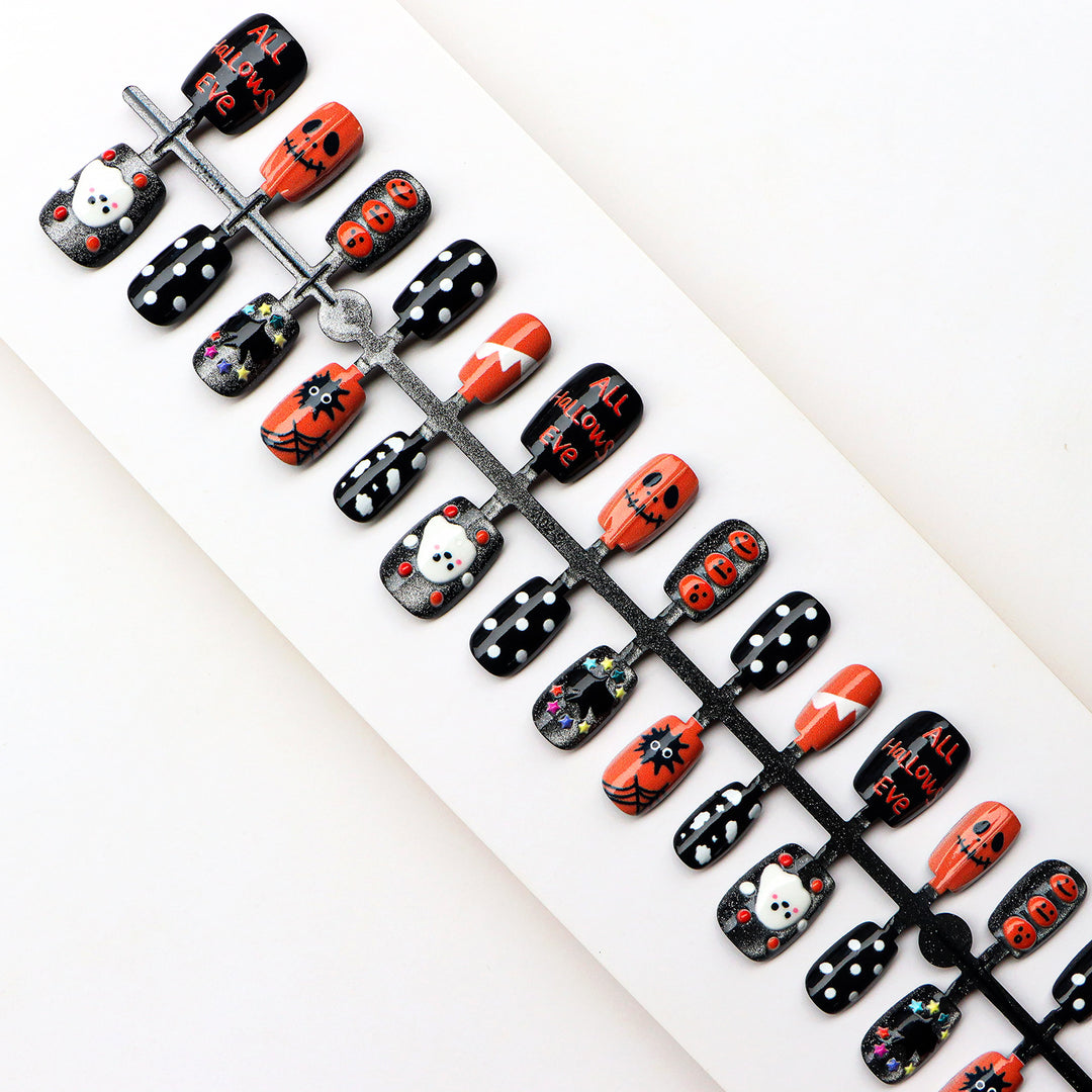 Themen Halloween Press-On Nail Art Set