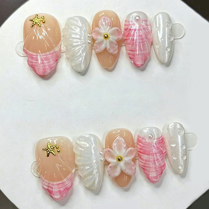 Künstlerisches florales Design Press-On Nägel Karnz