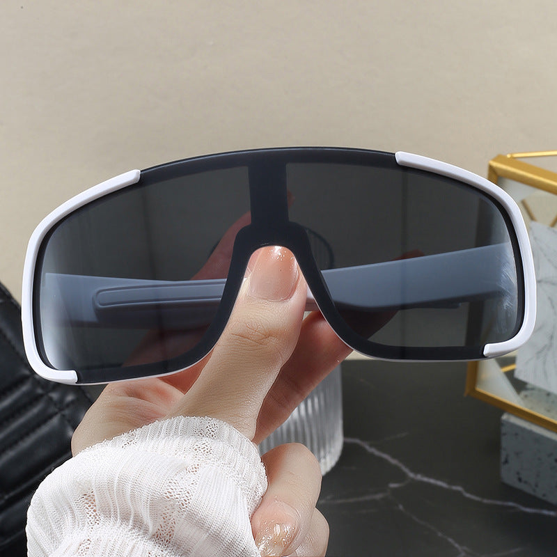 Damen modische Sportsonnenbrille mit breitem UV-Schutz Karnz