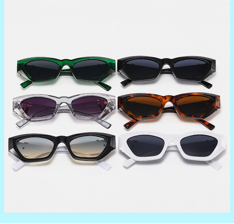 Damen Cat-Eye Sonnenbrille mit luxuriösen Details Karnz