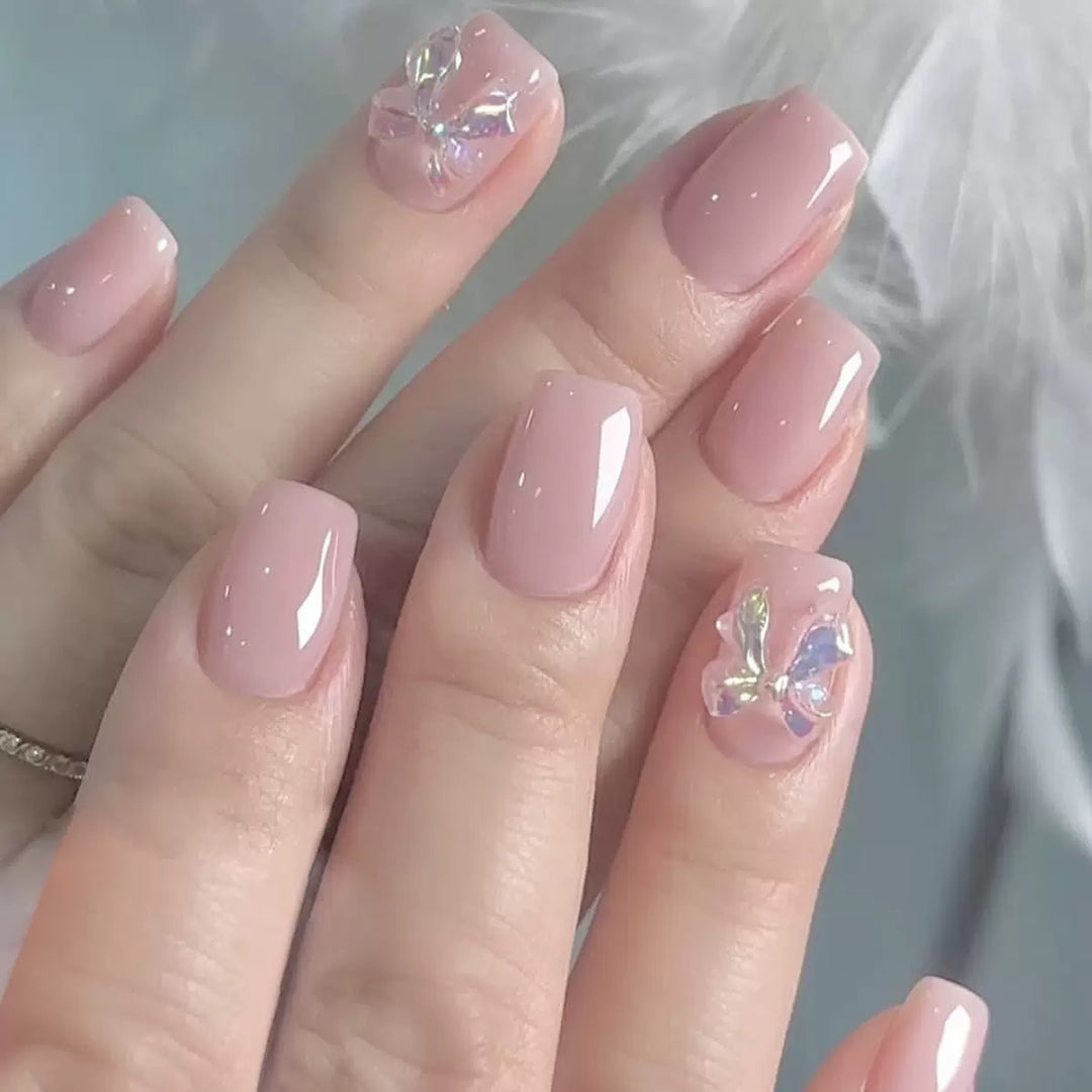 Kunstnagelset mit modischen 3D-Blütenverzierungen Karnz