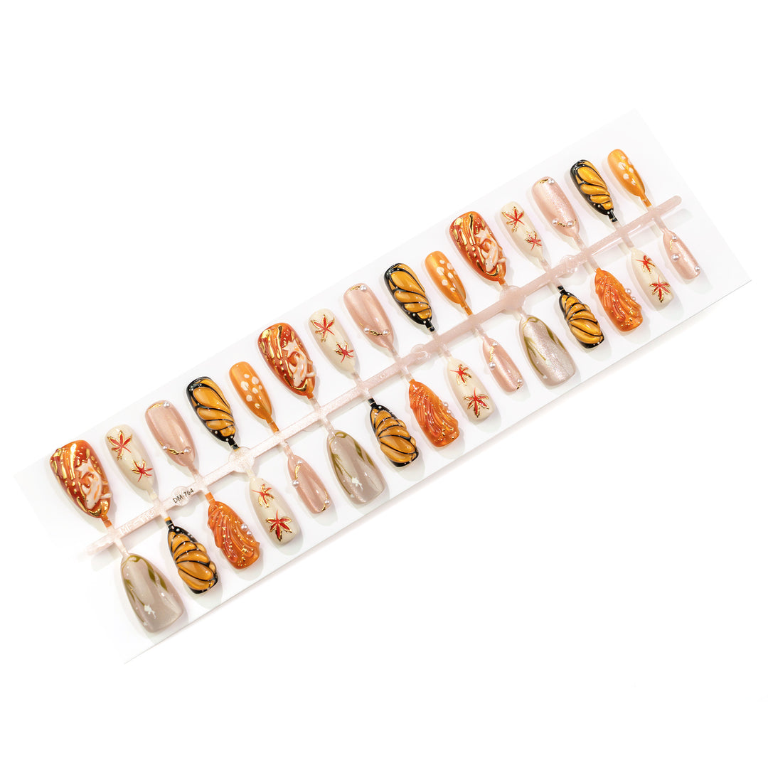 Künstlerisches saisonales Press-On-Nagel-Set
