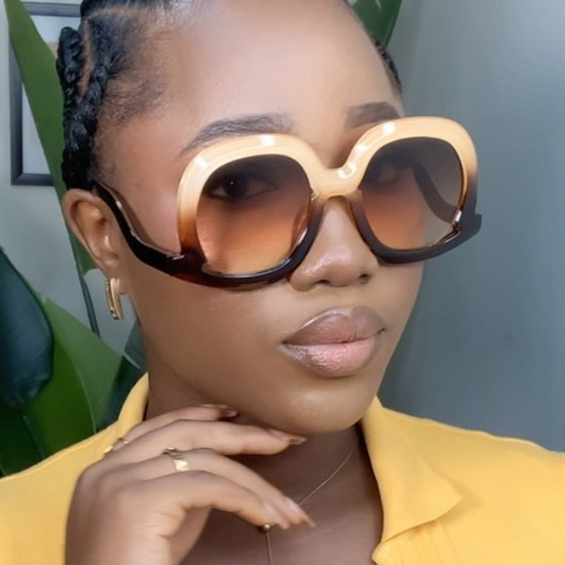 Damen oversized Sonnenbrille mit modischem Design Karnz