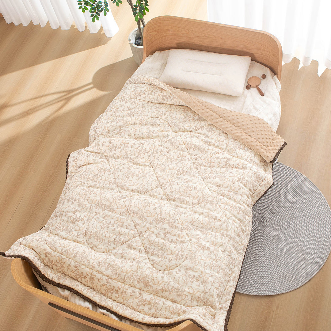 Damen Tagesdecke mit hochwertigem floralem Design Karnz