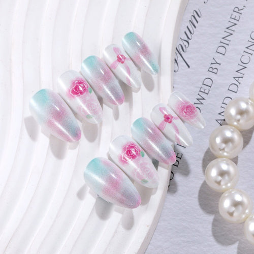 Kunstvolle Nail Art Kunstnägel Karnz