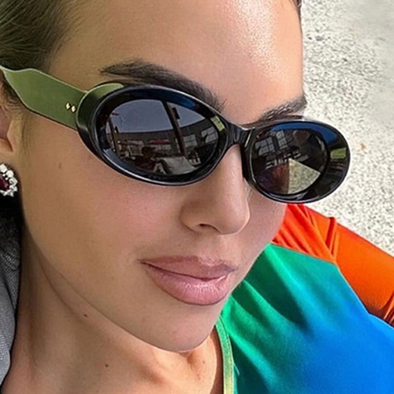 Damen modische Sonnenbrille im eleganten Retro-Stil Karnz