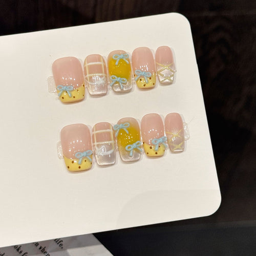 Thematische dekorative Press-On-Nagelkunst-Set