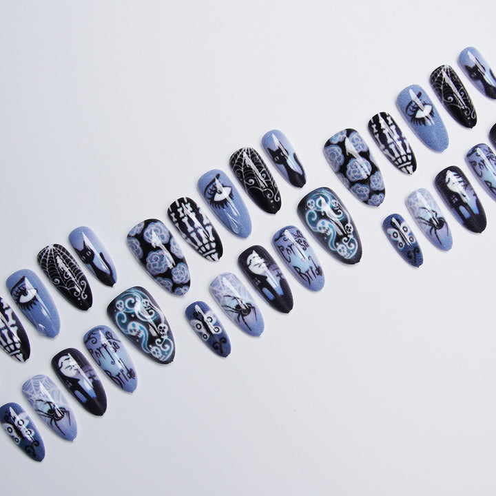 Kunstnagelset mit kreativen Motiven Karnz