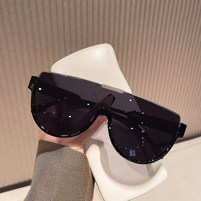 Damen futuristische Oversized-Sonnenbrille mit klarem Full-Rim-Rahmen Karnz