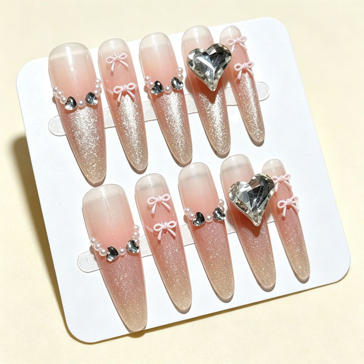 Dekorative Strass Nagelkunst Tipps Karnz
