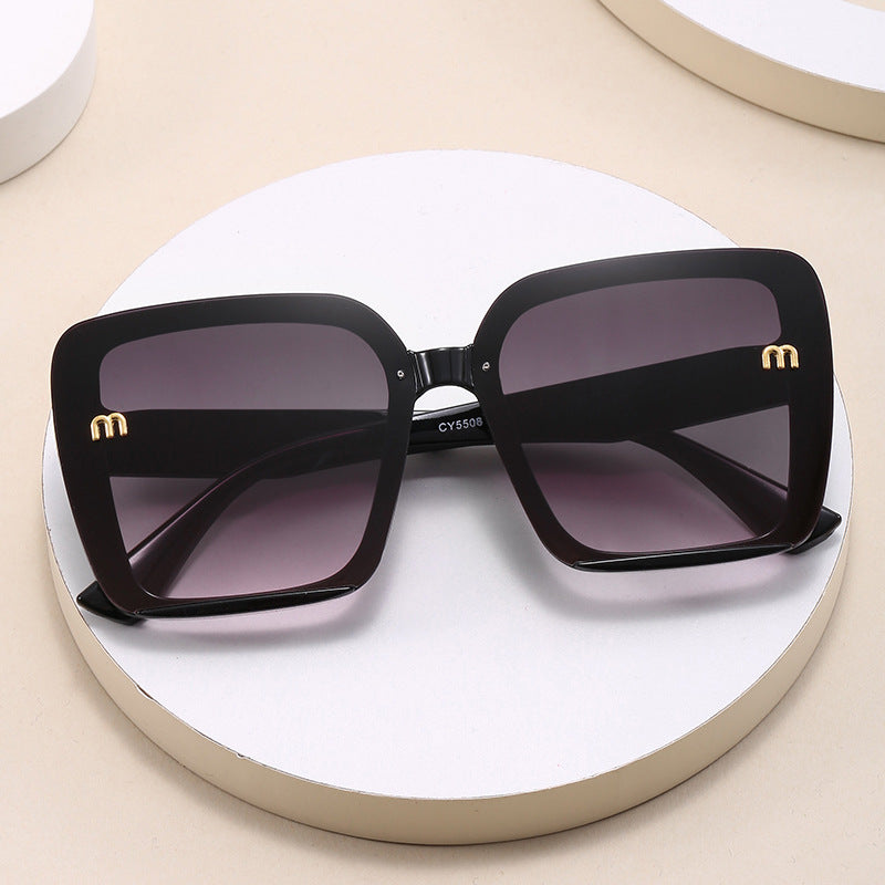 Damen oversized quadratische Sonnenbrille mit elegantem Rahmen Karnz