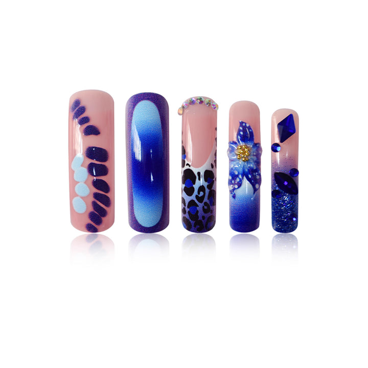 Künstlerische lange press-on Nail Art Karnz