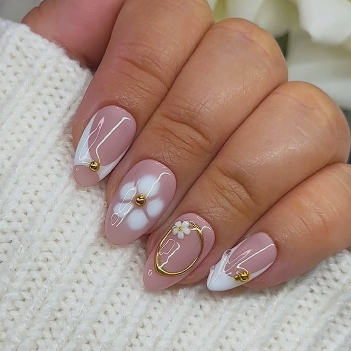 Floral Decorative Press-On Nails Set Karnz