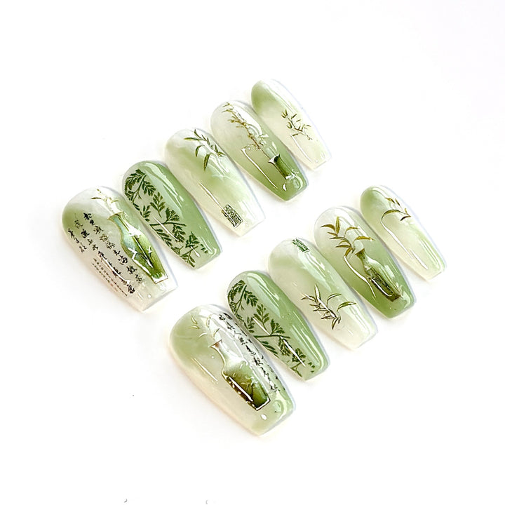 Herz dekoriertes Press-On Nagelset