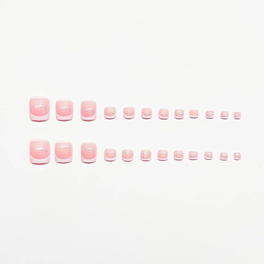 Elegantes French Tip Nagelkunst Set Karnz