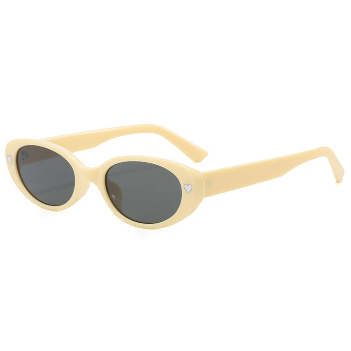 Chic Herz-geschmückte Katzenaugen-Sonnenbrille Karnz