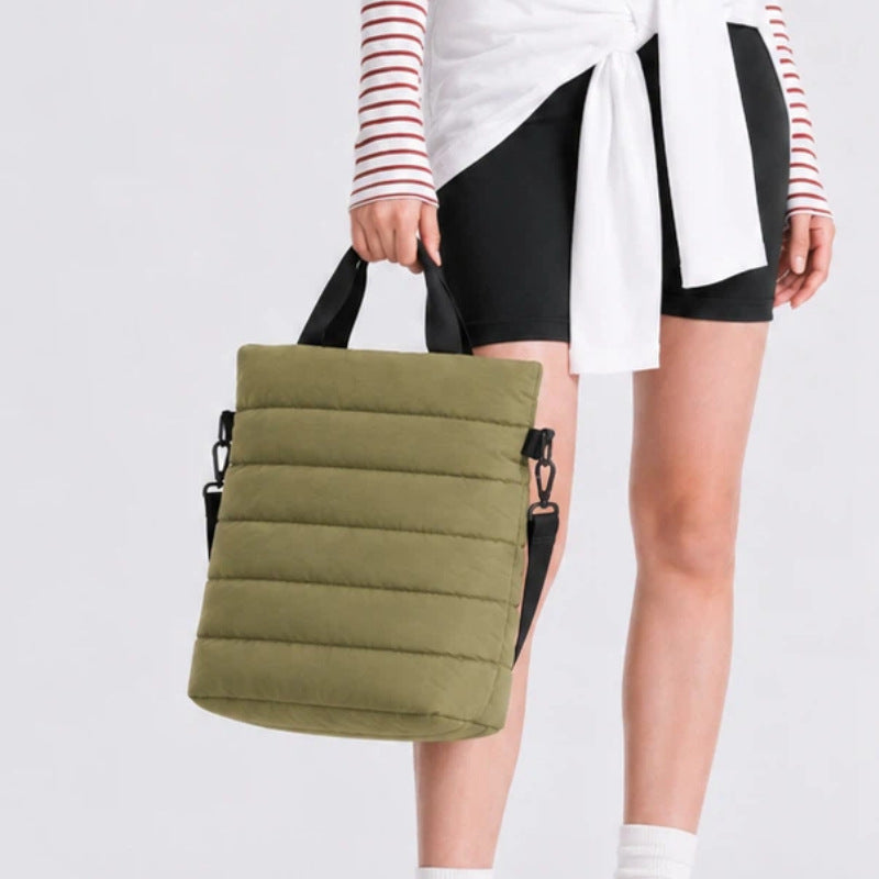gepolsterte Crossbody-Tasche