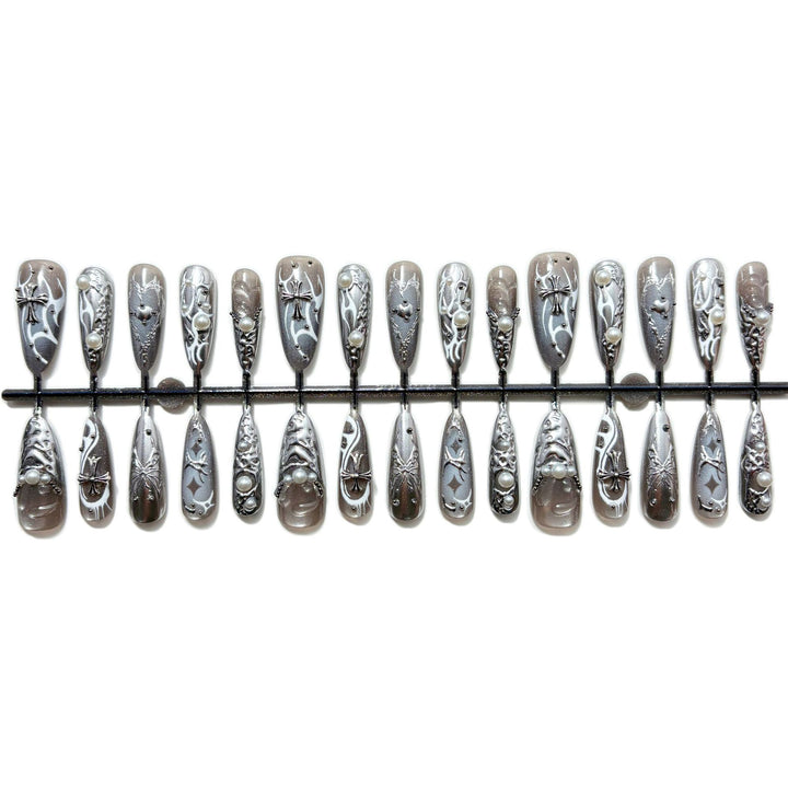 Gothic-inspirierte Press-On Nagelset