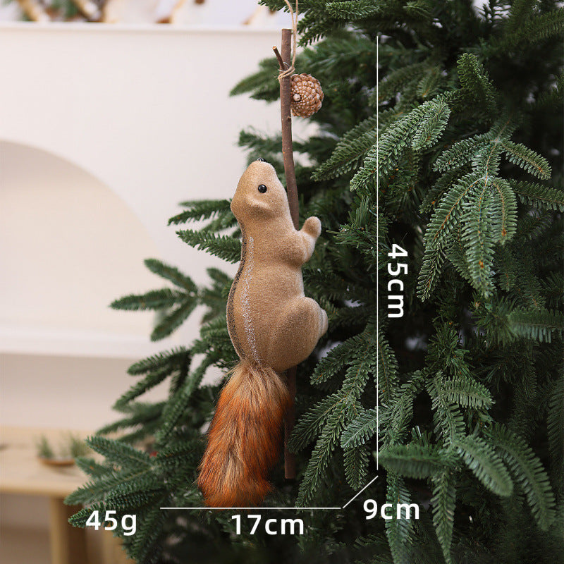 Niedliche Dekorationsfigur mit Eichhörnchenmotiv Karnz