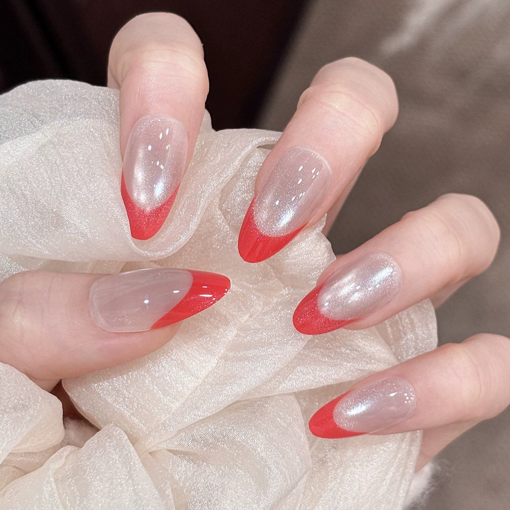Elegante französische Nagelkunstspitzen