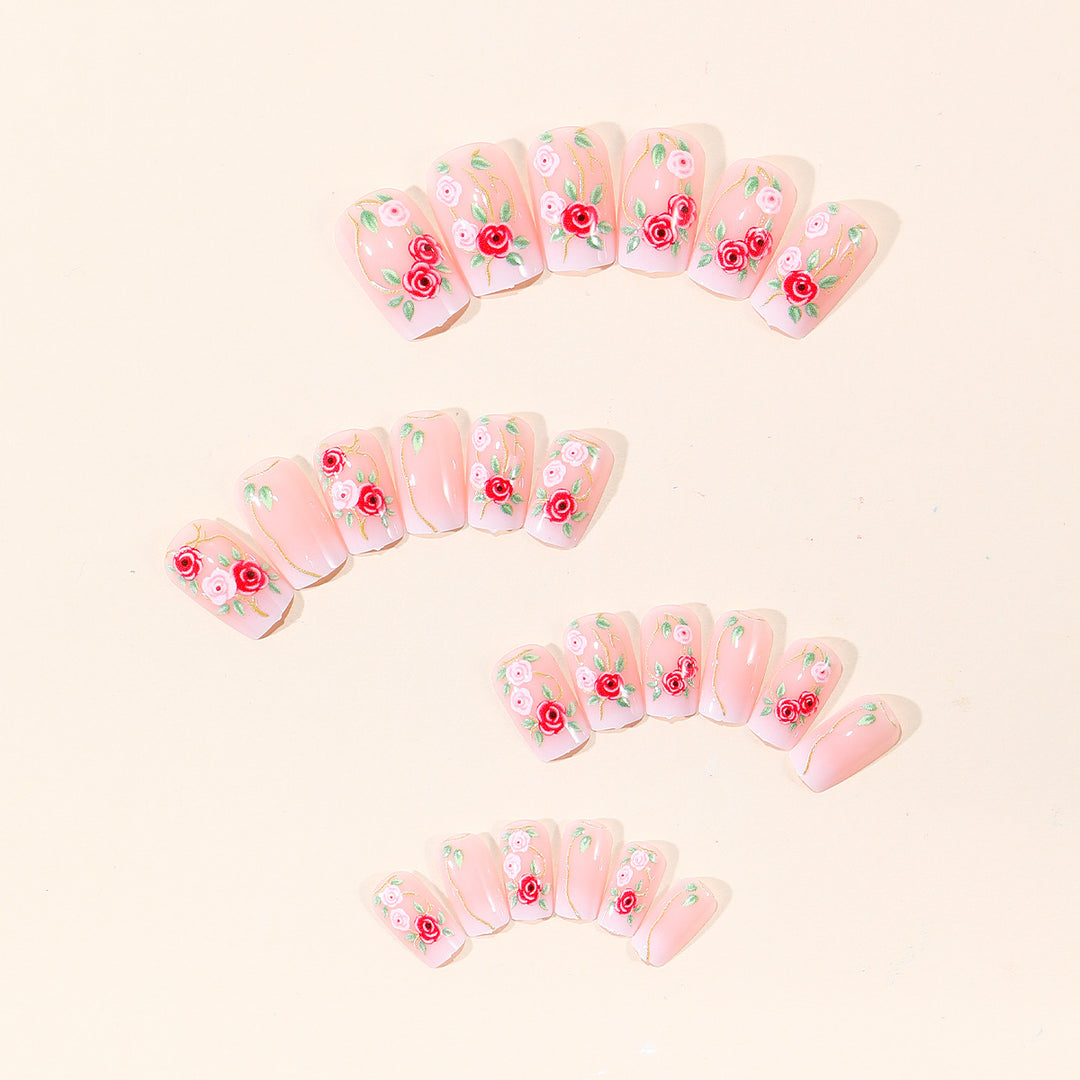 Florales Verziertes Nagelkunst-Set Karnz