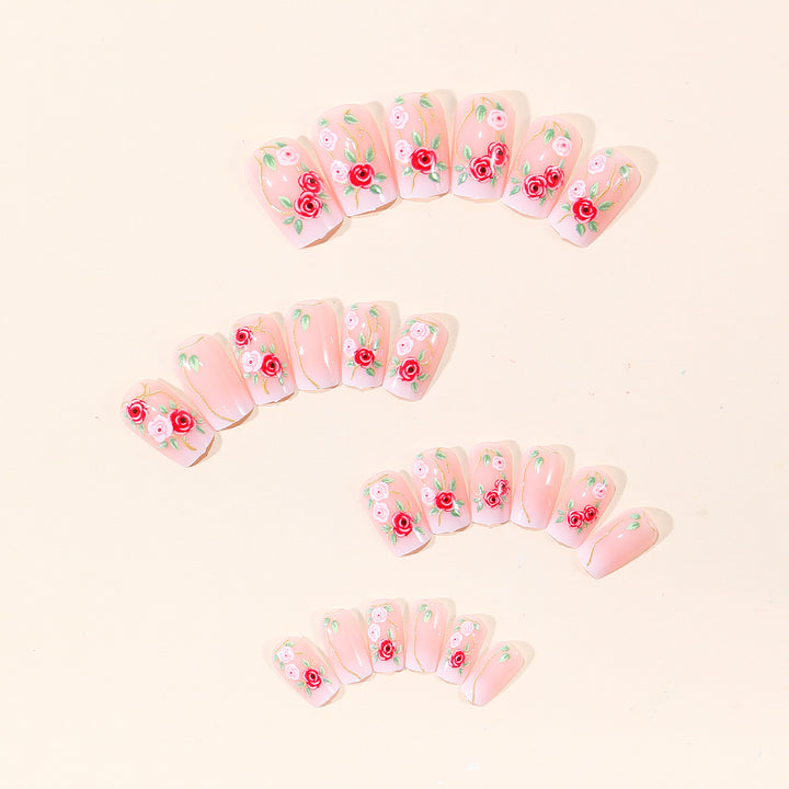 Florales Verziertes Nagelkunst-Set Karnz