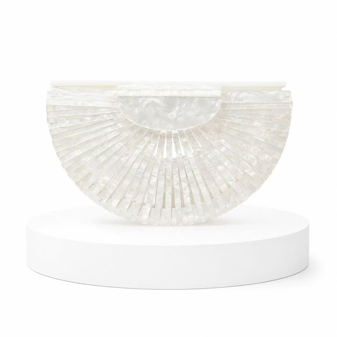 Elegante muschelförmige Abendtasche