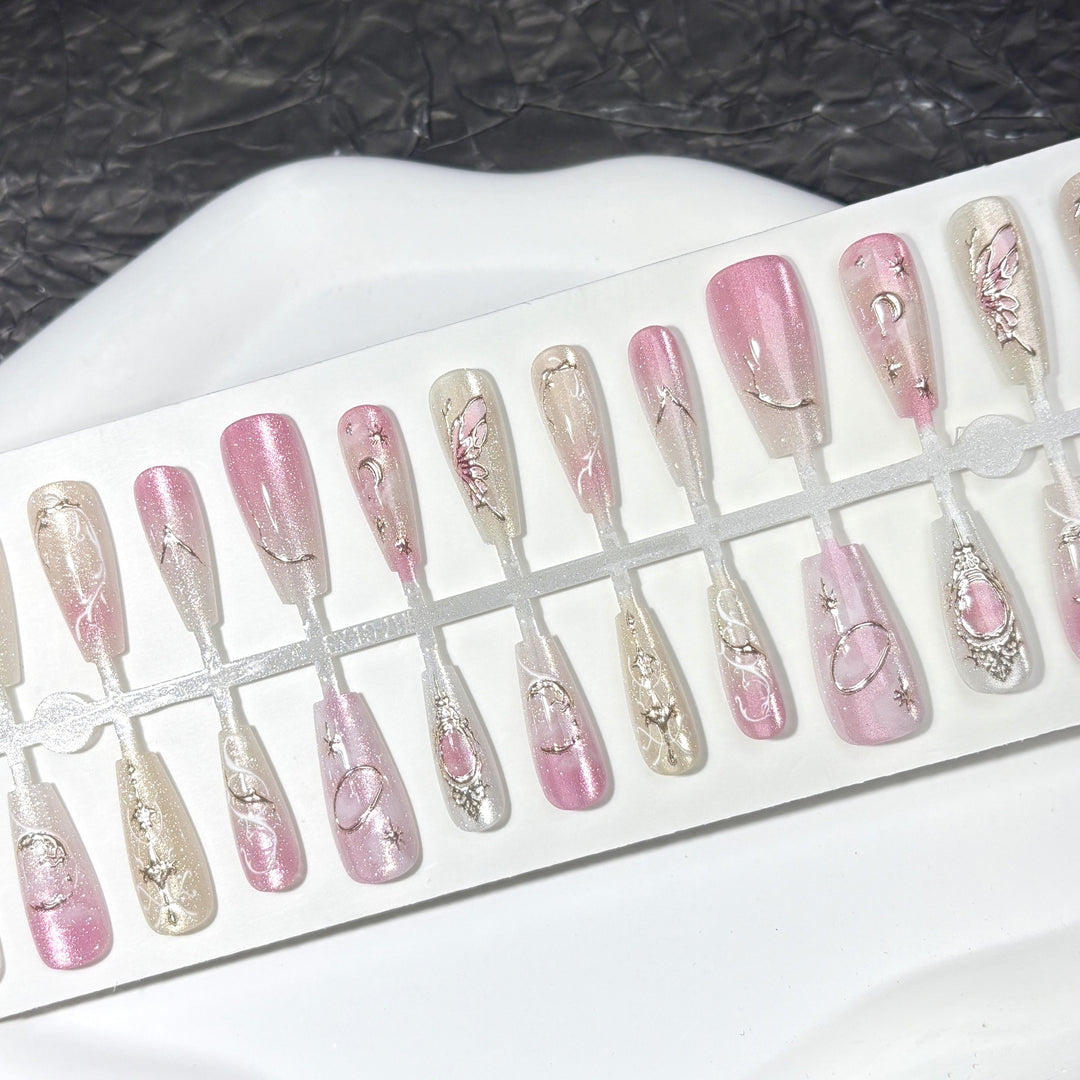 Künstlerisches mit Edelsteinen verziertes Press-On Nagelset