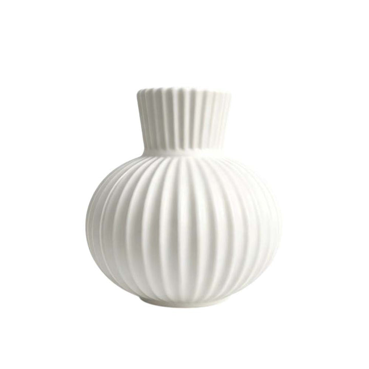 Elegante gerippte Keramikvase Karnz