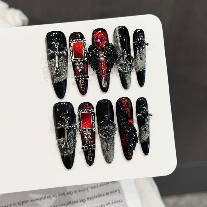 Themenbezogenes Gothic Press-On Nagelkunst Set