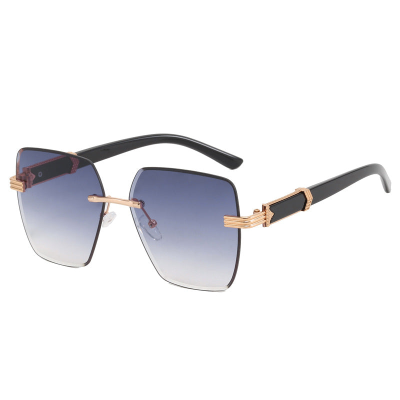 Damen Luxus-Sonnenbrille mit einzigartigem Rahmen und edlen Akzenten Karnz