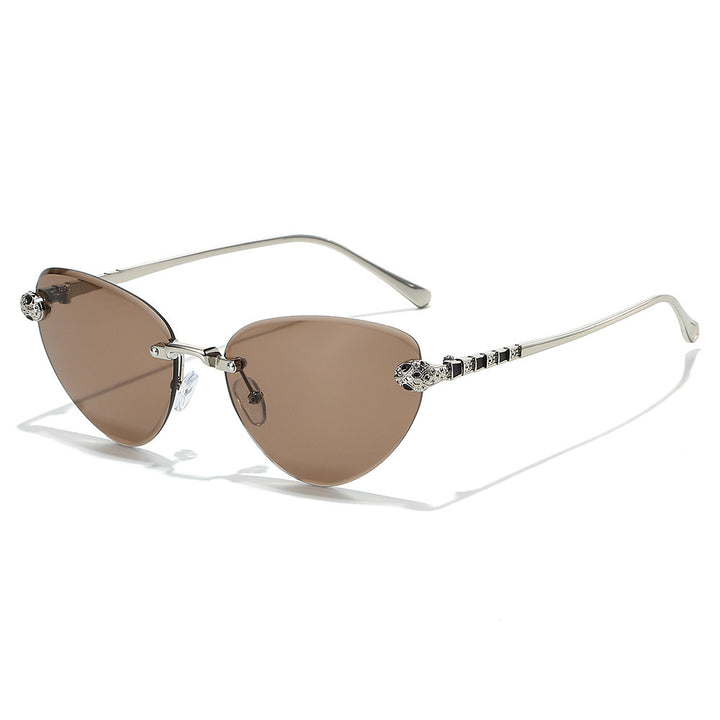 Designer Cat-Eye Sonnenbrille mit dekorativen Akzenten Karnz