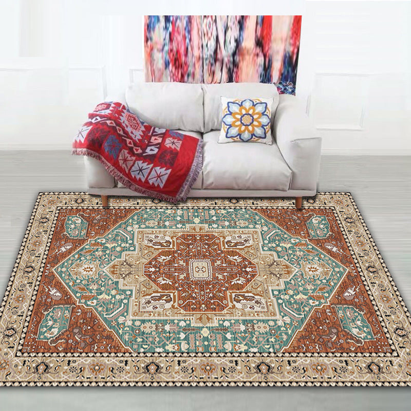 Dekorativer orientalisch inspirierter Teppich